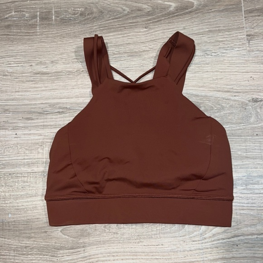 Lululemon strong at heart sports bra